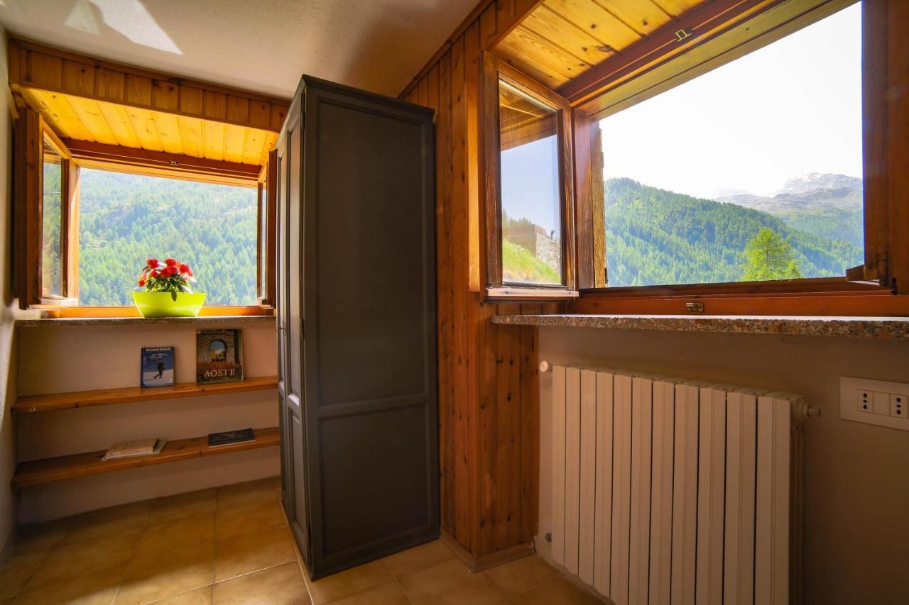 Hotel & Restaurant Perret - Mountain People Valgrisenche Exterior photo