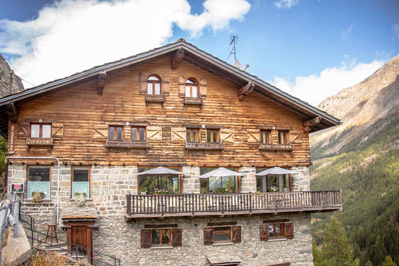 Hotel & Restaurant Perret - Mountain People Valgrisenche Exterior photo